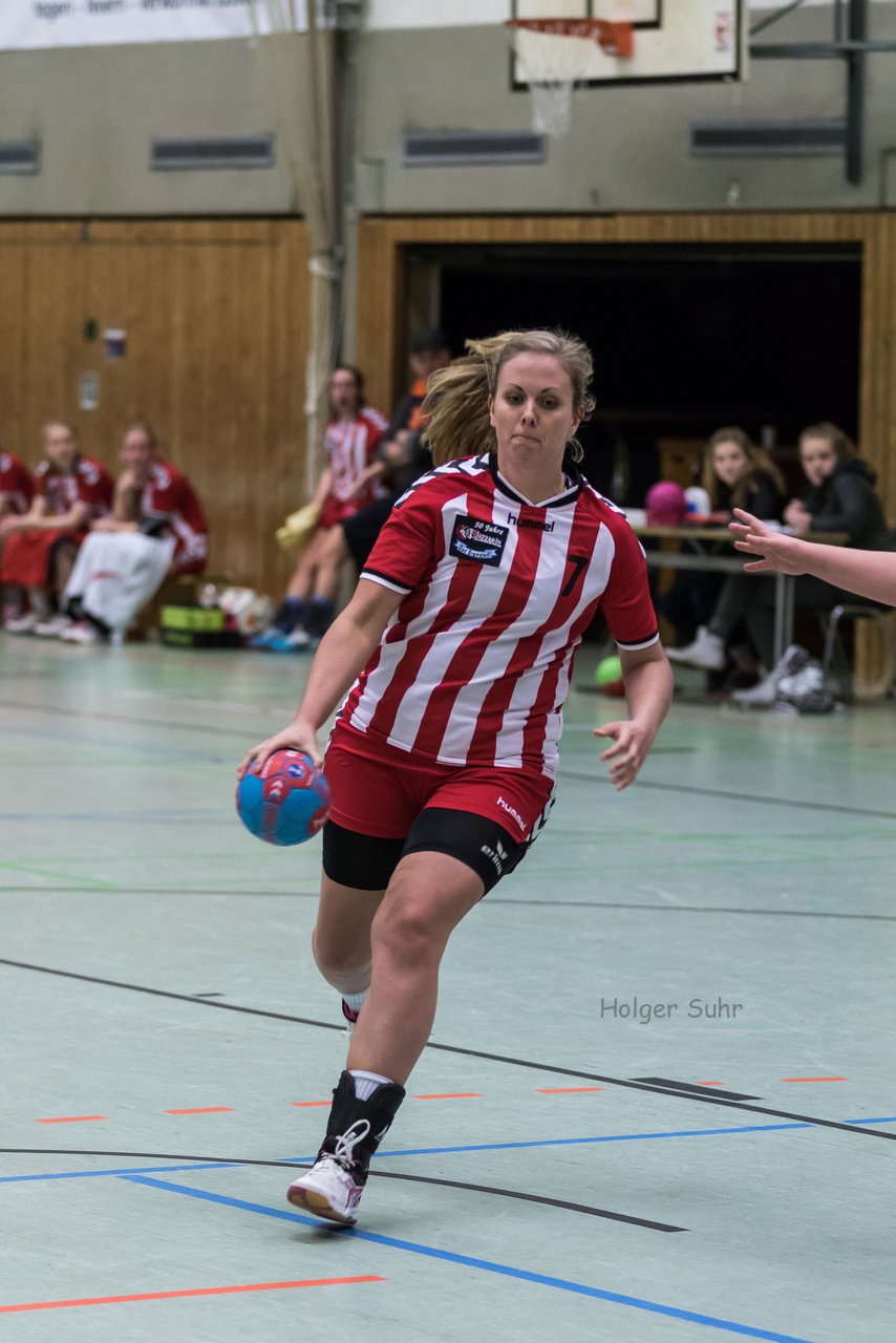 Bild 267 - Frauen Barmstedter TS - Buedelsdorfer TSV : Ergebnis: 26:12